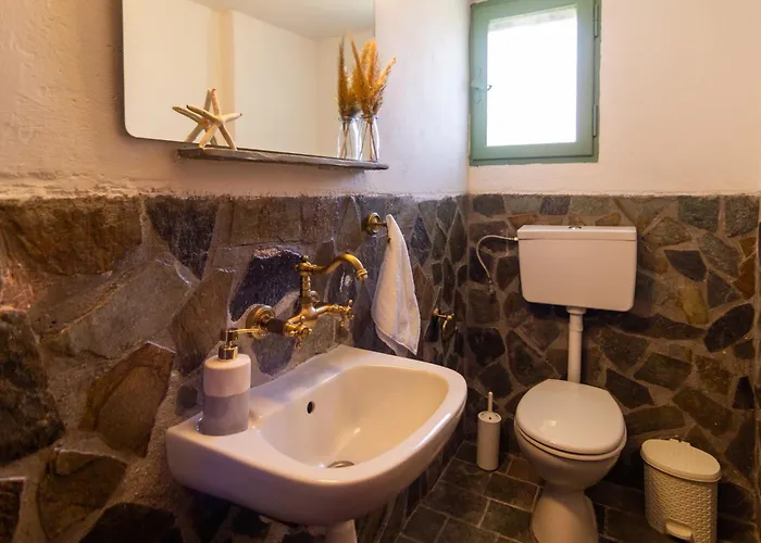 House On The Hill בית נופש *