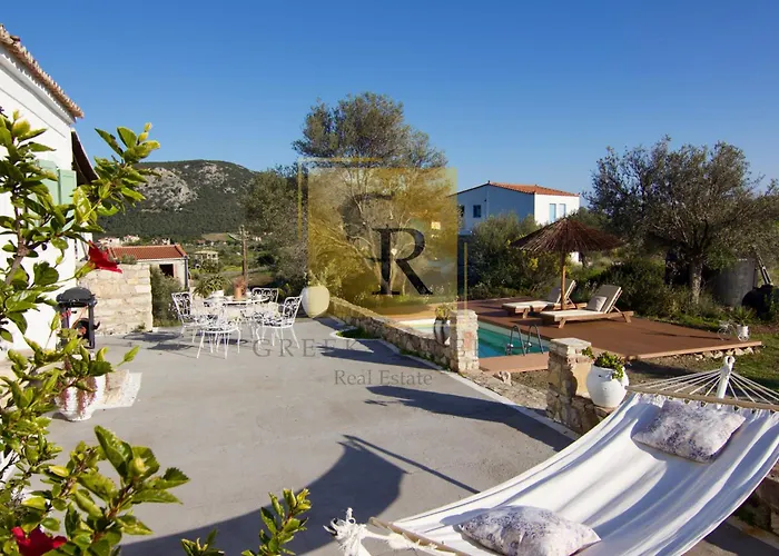 בית נופש House On The Hill ארמיוני