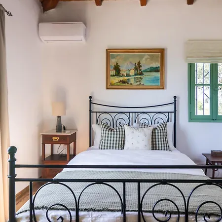 House On The Hill Ferienhaus Ermioni