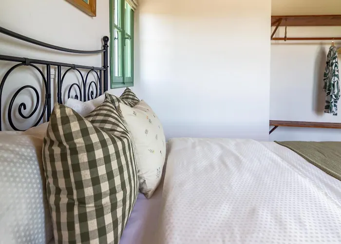 House On The Hill * Ermioni