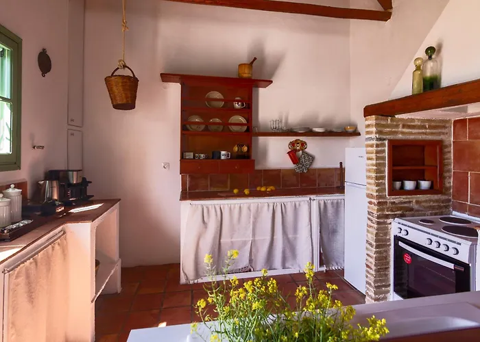 Semesterbostad House On The Hill *